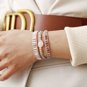 Alternative view of A szeretet energiája - 3 soros ásványkarkötő